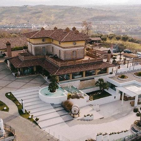 Una Hotels Tenuta Contessa Farm & Spa Cosenza มอนตัลโตอุฟฟุโก ภายนอก รูปภาพ