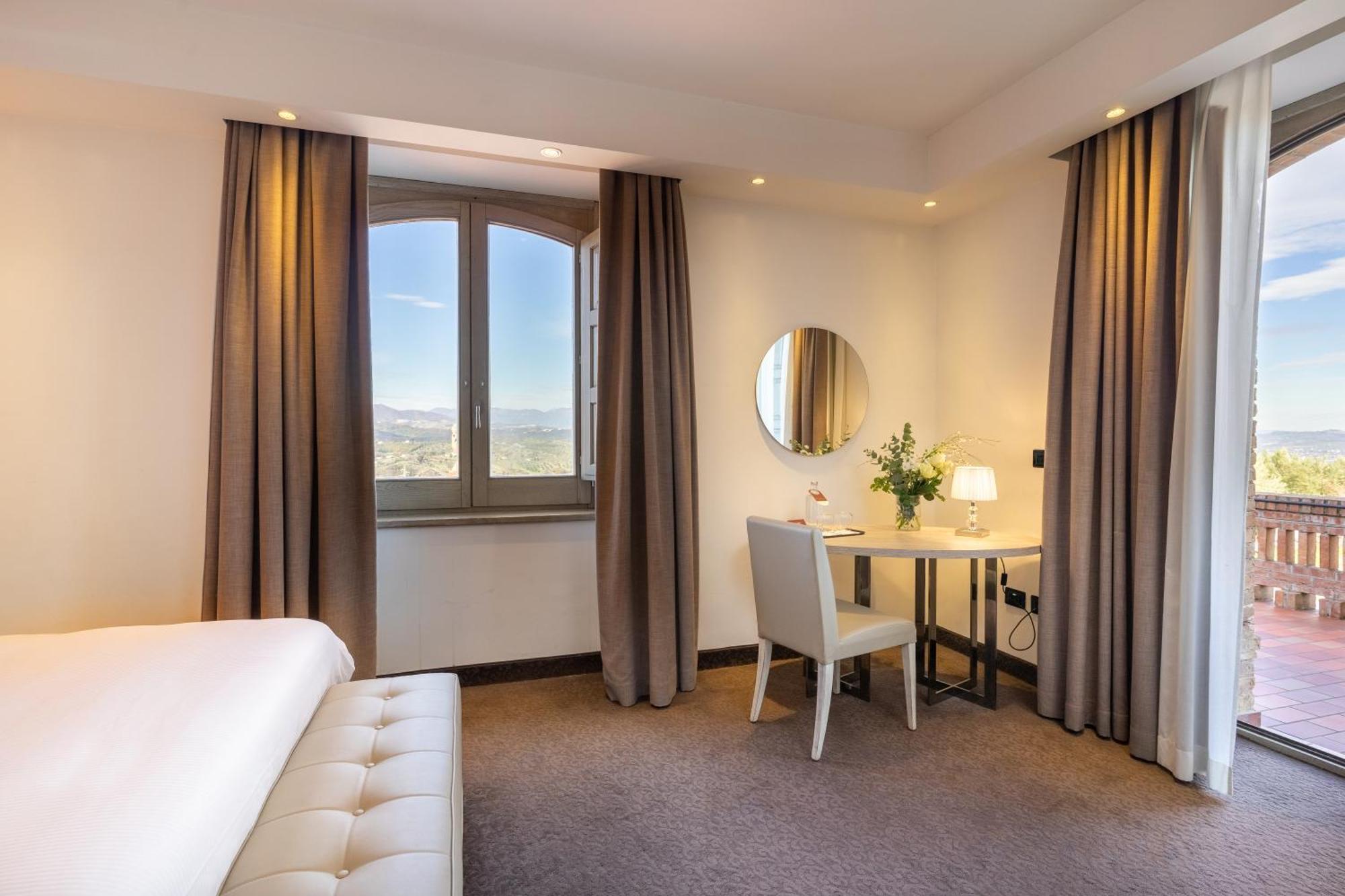 Una Hotels Tenuta Contessa Farm & Spa Cosenza มอนตัลโตอุฟฟุโก ภายนอก รูปภาพ